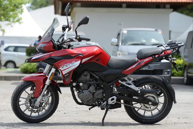 موتور سیکلت بنلی benelli TRK 250